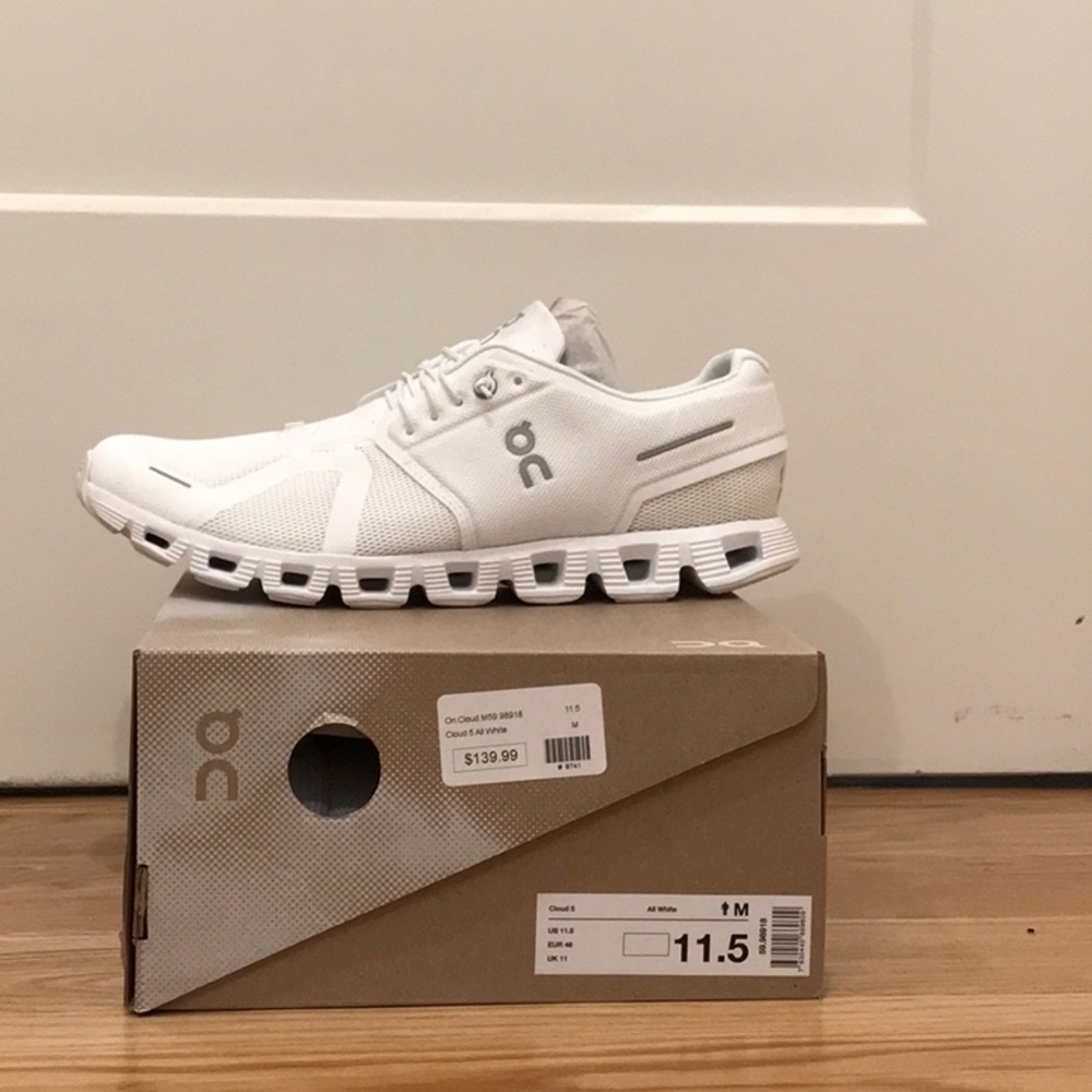 On cloud 5 men’s 11.5